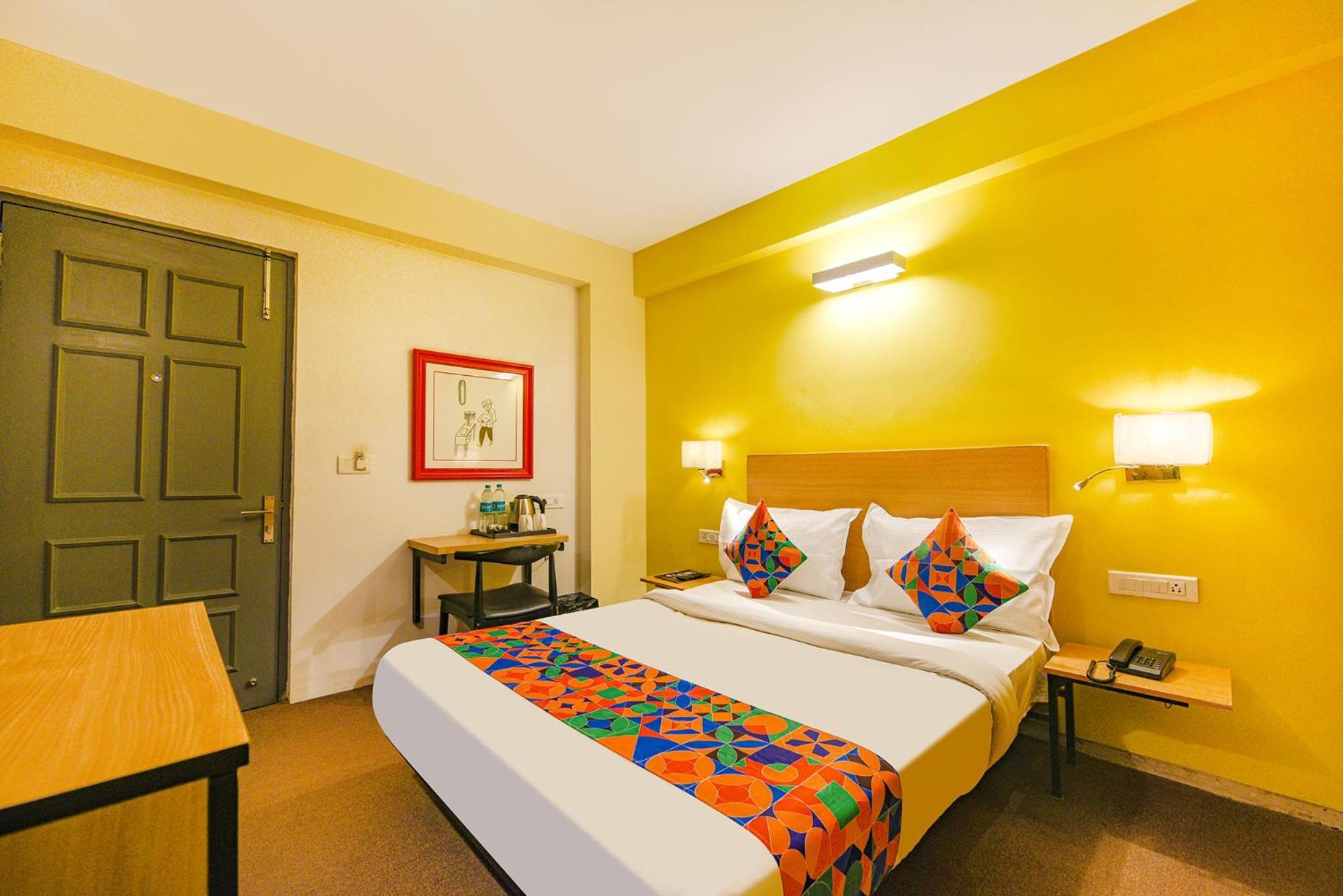 Fabhotel Old Meple Leaf 구르가온 외부 사진
