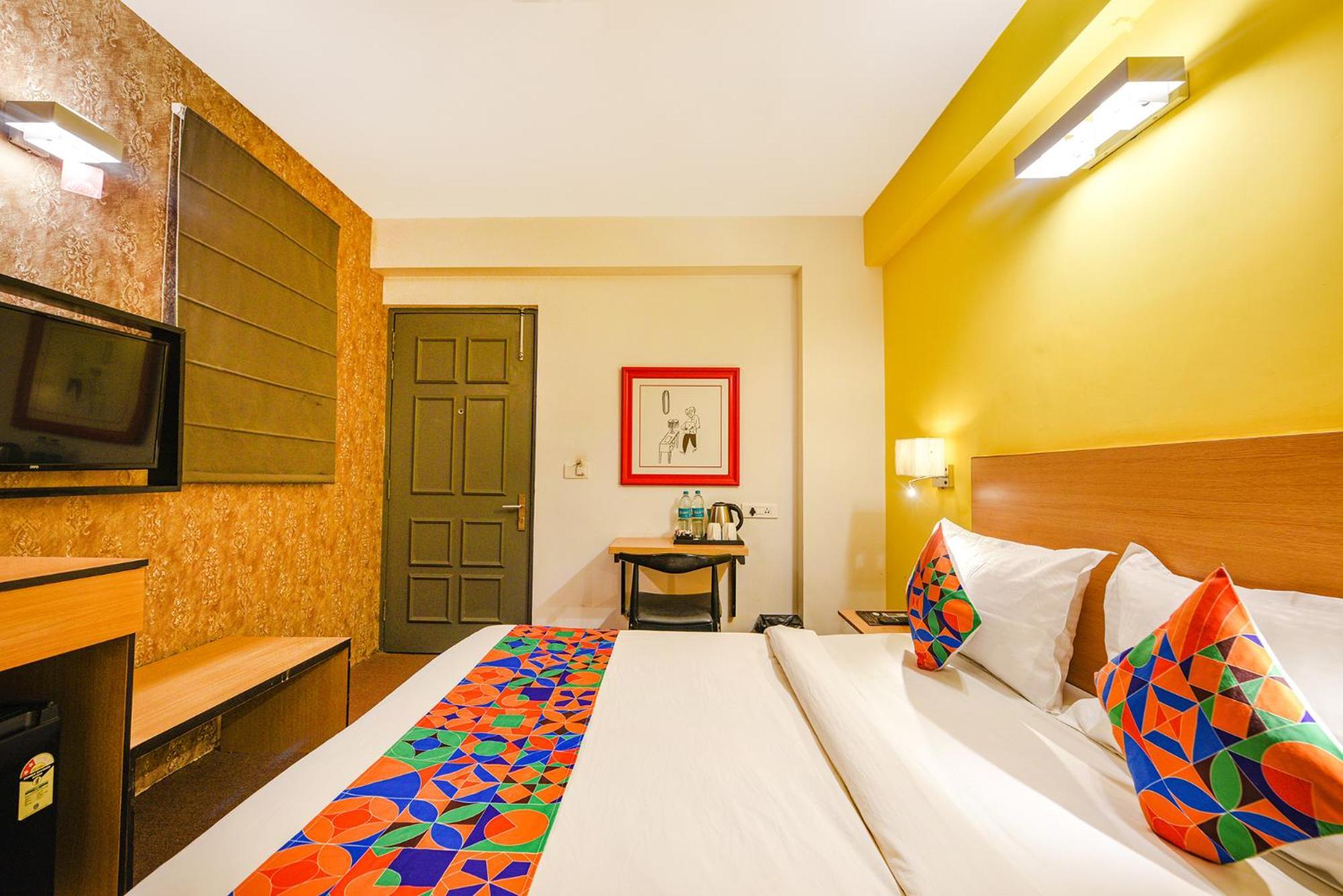 Fabhotel Old Meple Leaf 구르가온 외부 사진