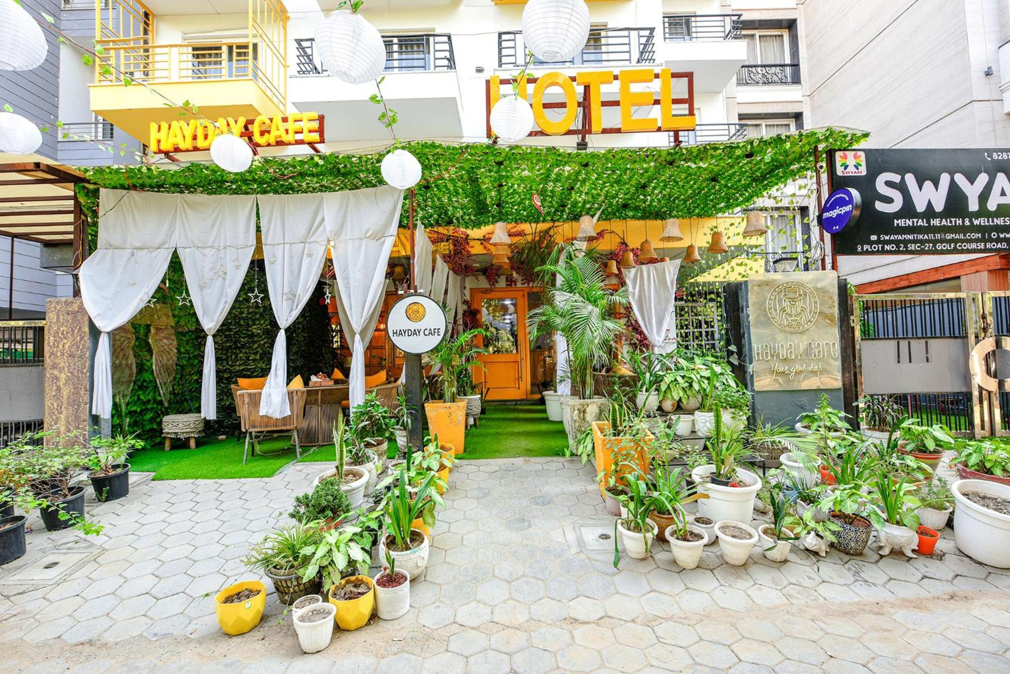 Fabhotel Old Meple Leaf 구르가온 외부 사진